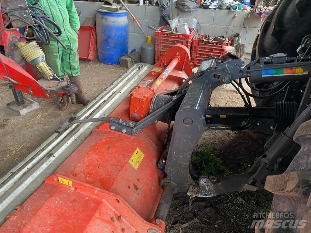 Kuhn BP 305 Pulverisierer