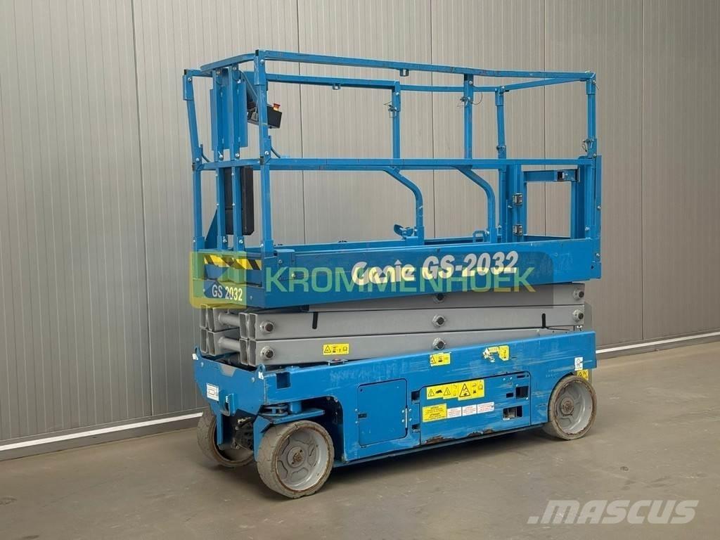 Genie GS 2032 Scheren-Arbeitsbühnen