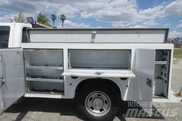 Ford F350 Bergungsfahrzeuge
