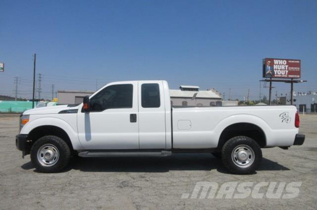 Ford F350 Bergungsfahrzeuge