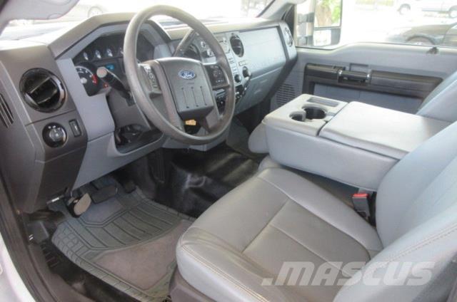 Ford F350 Bergungsfahrzeuge
