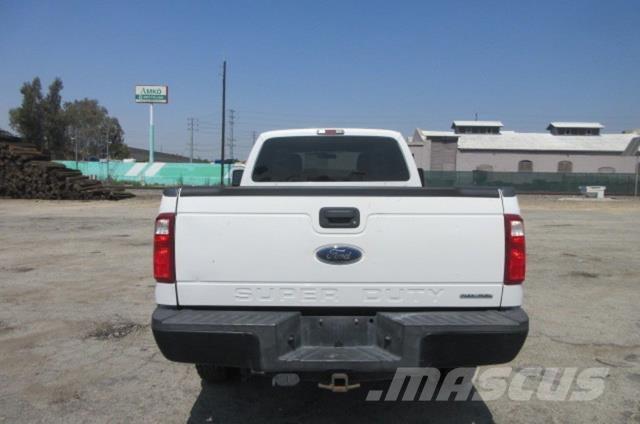Ford F350 Bergungsfahrzeuge