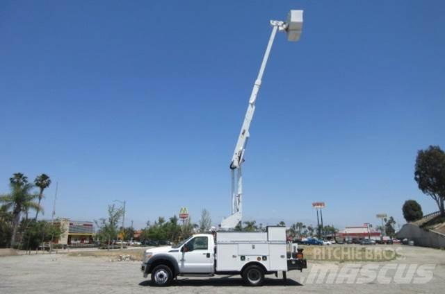Ford F550 Bergungsfahrzeuge
