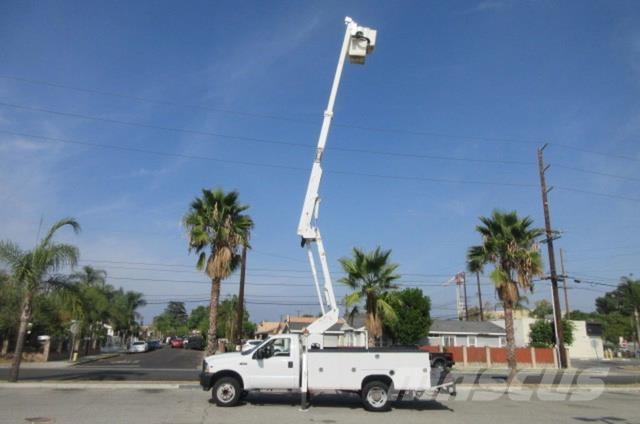 Ford F550 Bergungsfahrzeuge