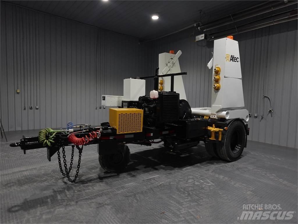 Altec AD108 Seilankerbohrwagen