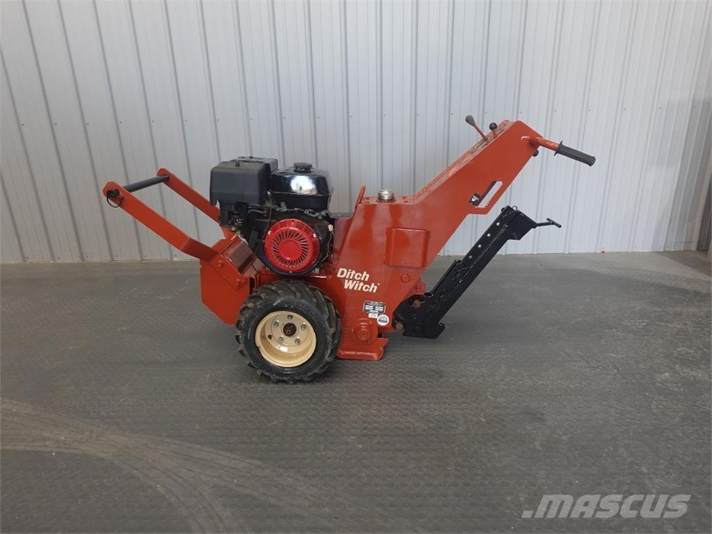 Ditch Witch 100SX Transport Sonstige