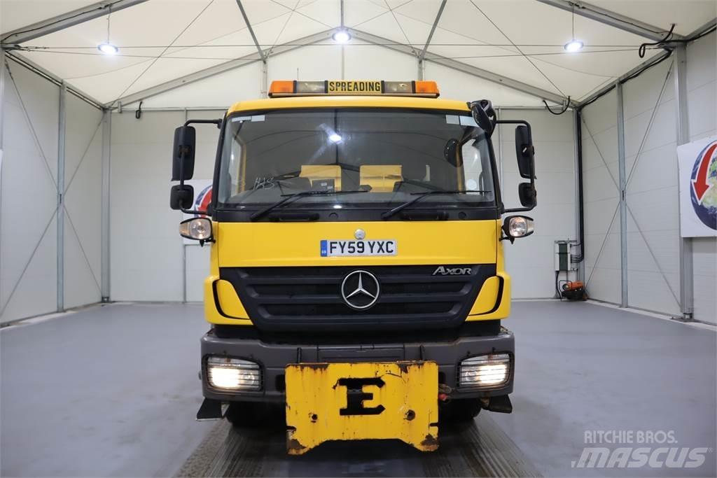 Mercedes-Benz AXOR 2629 Streuer