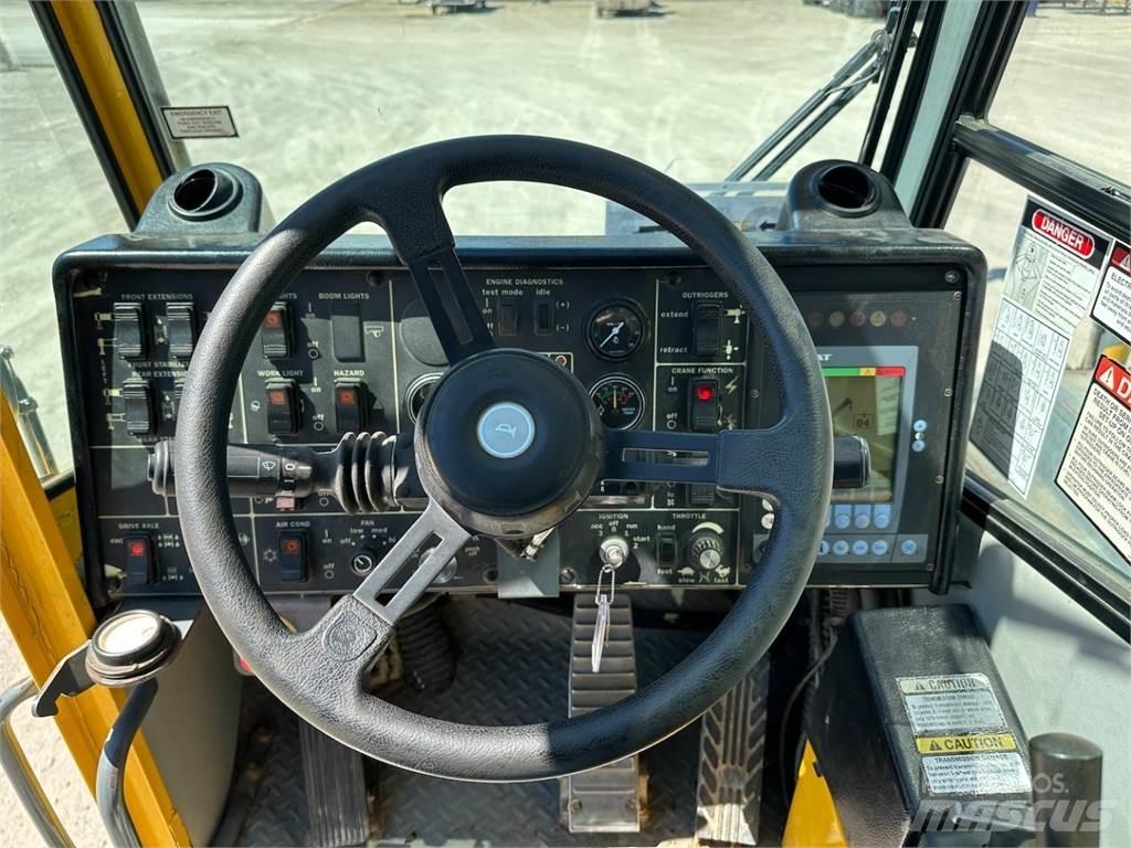 Grove 750E Autokrane