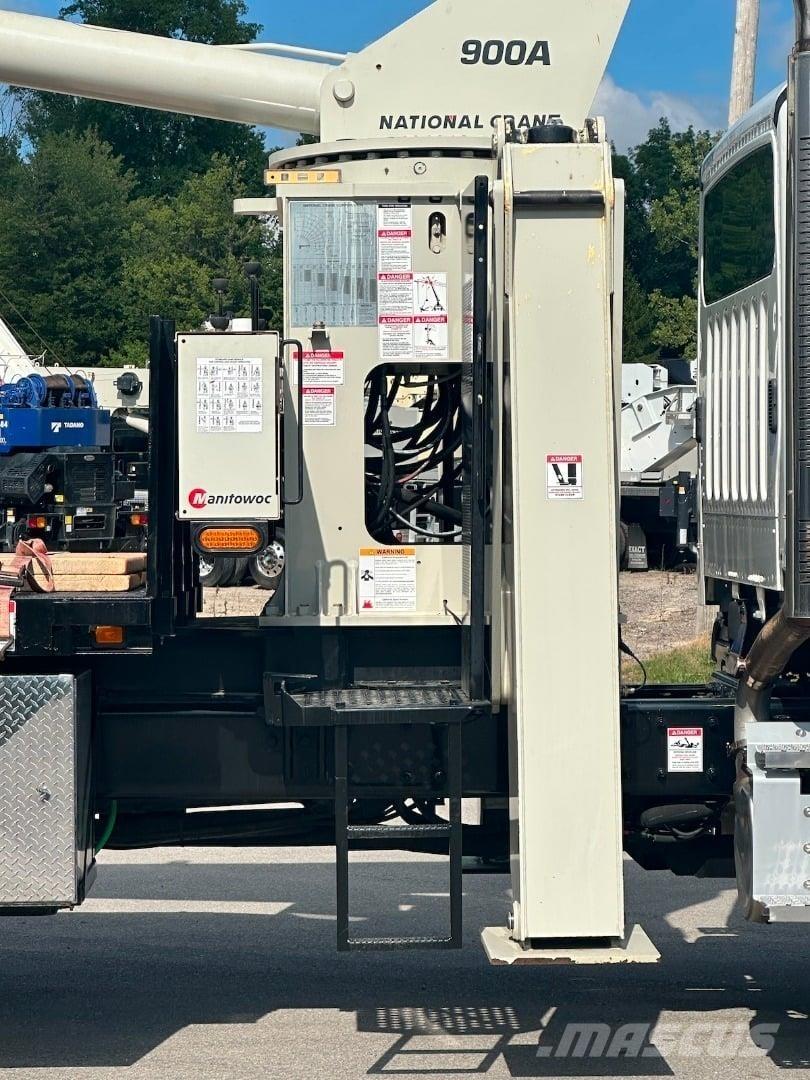 National 900A Kranwagen