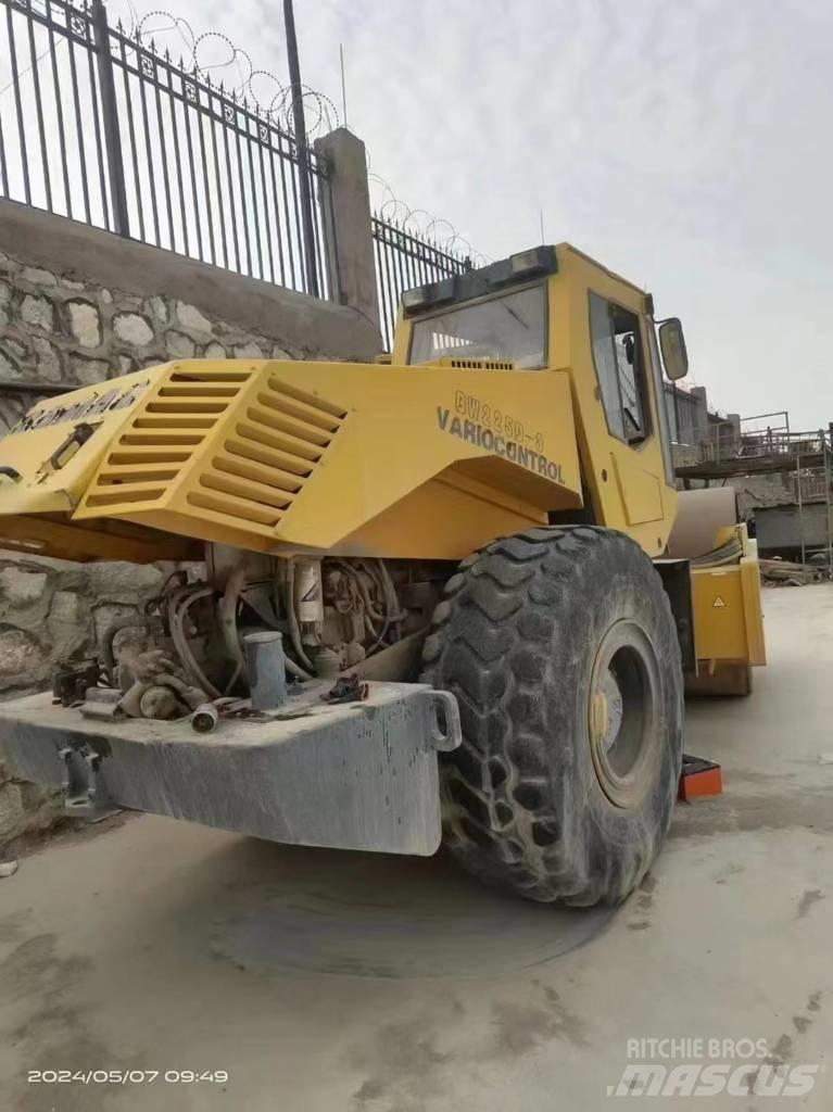 Bomag bw225d-3 Walzenzüge
