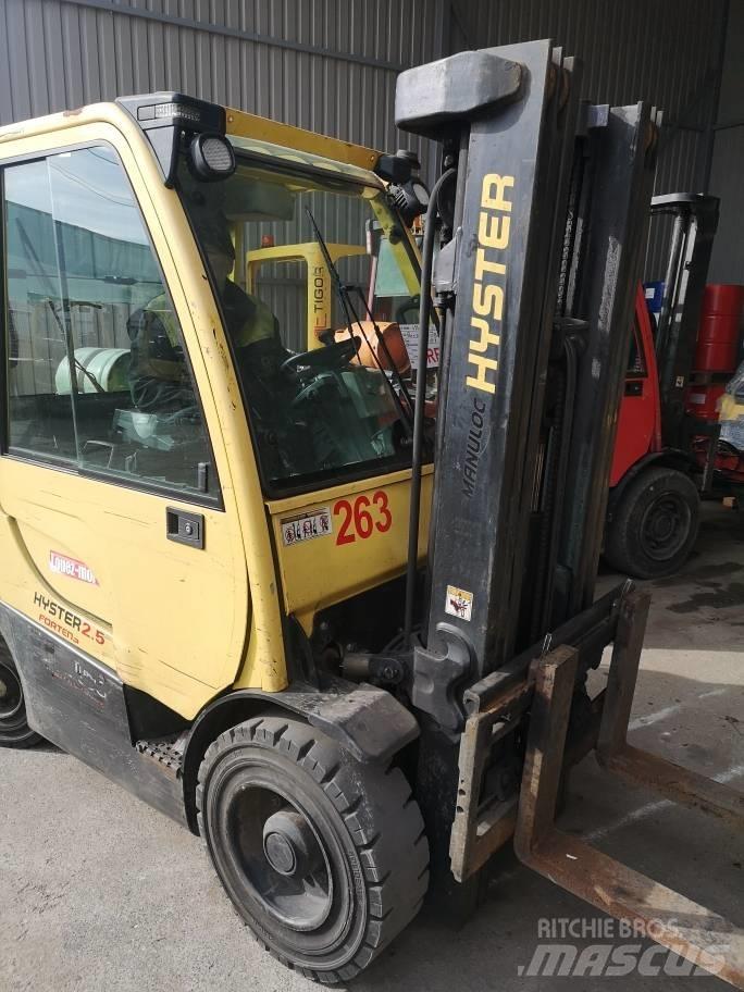 Hyster H 2.5 FT LPG Gas Stapler