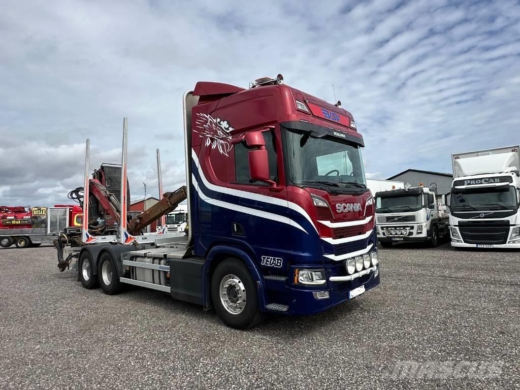 Scania R650B 6X4 NB Holzfahrzeuge