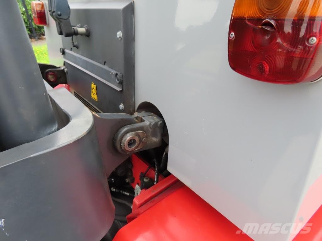 Kalmar DCF 80-6 Diesel Stapler
