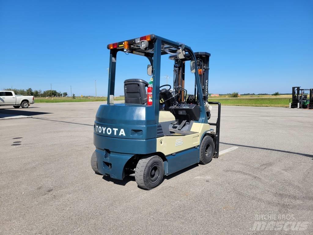 Toyota 8 FB 25 Elektro Stapler