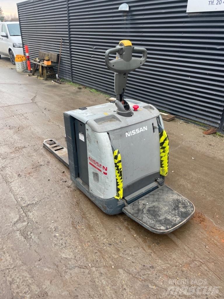 Nissan PLP 200 Niedergabelstapler
