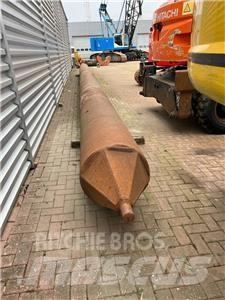 Spud leg 15 meter Schwimmbagger