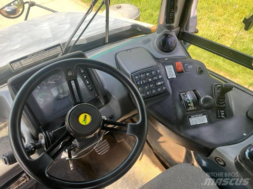 Bell ADT B 30 D 6x6 Dumper - Knickgelenk