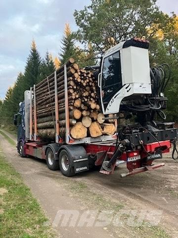 Scania R650B6X4NB Holzfahrzeuge