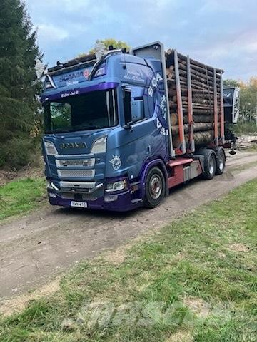 Scania R650B6X4NB Holzfahrzeuge