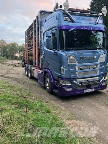Scania R650B6X4NB Holzfahrzeuge