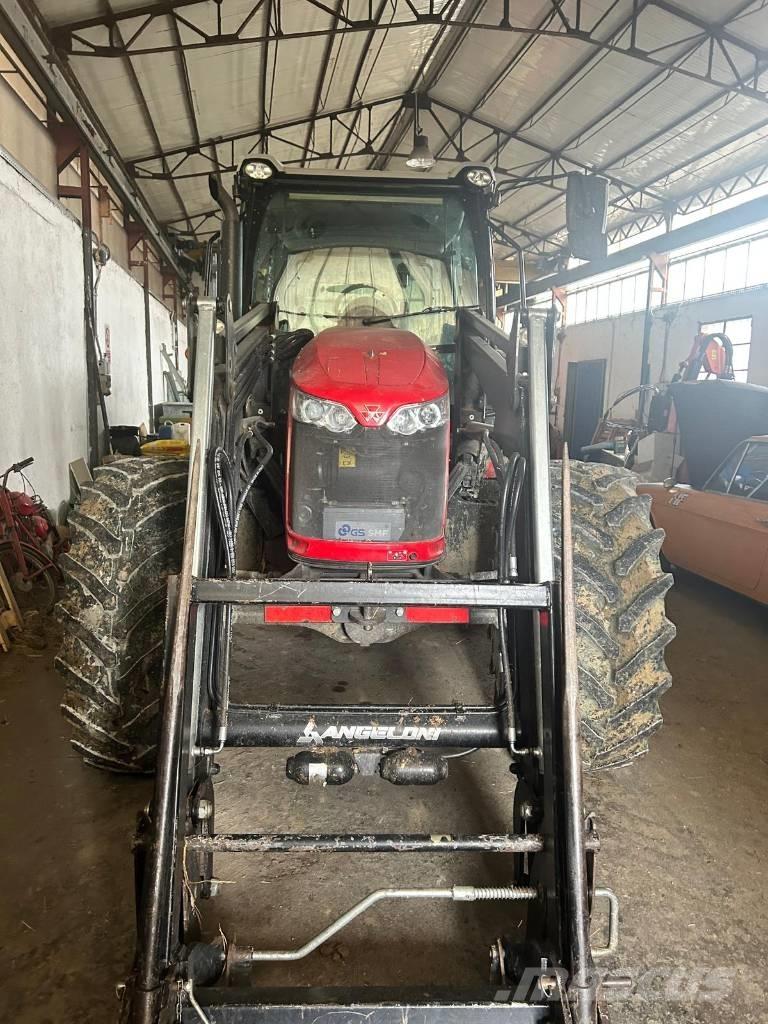 Massey Ferguson 5710 Traktoren