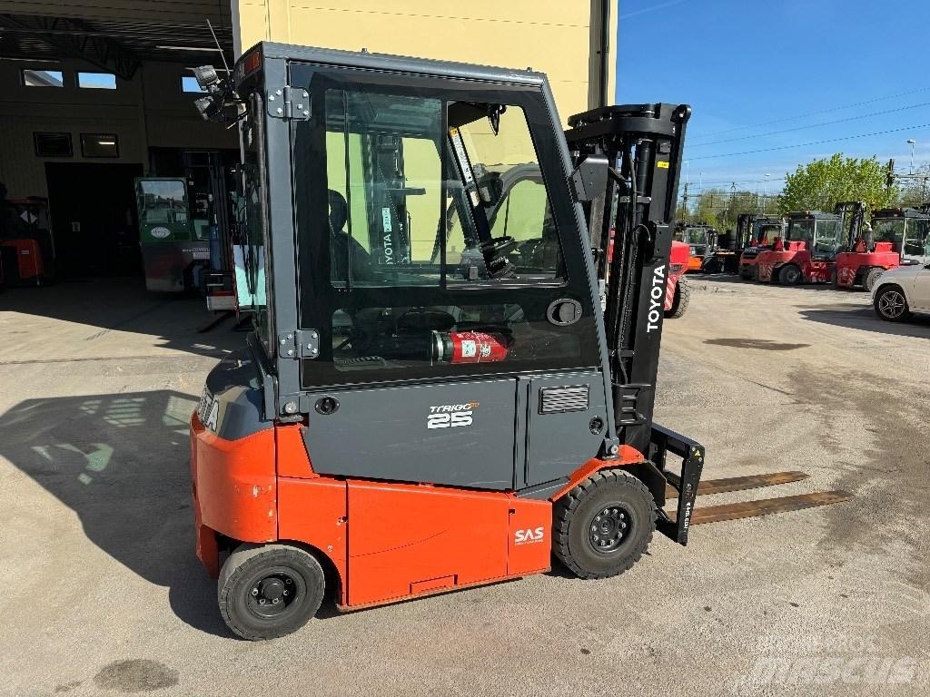 Toyota 8FBMKT25 Elektro Stapler