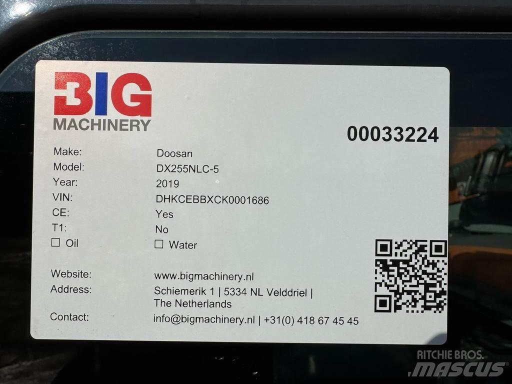 Doosan DX255NLC-5 Raupenbagger