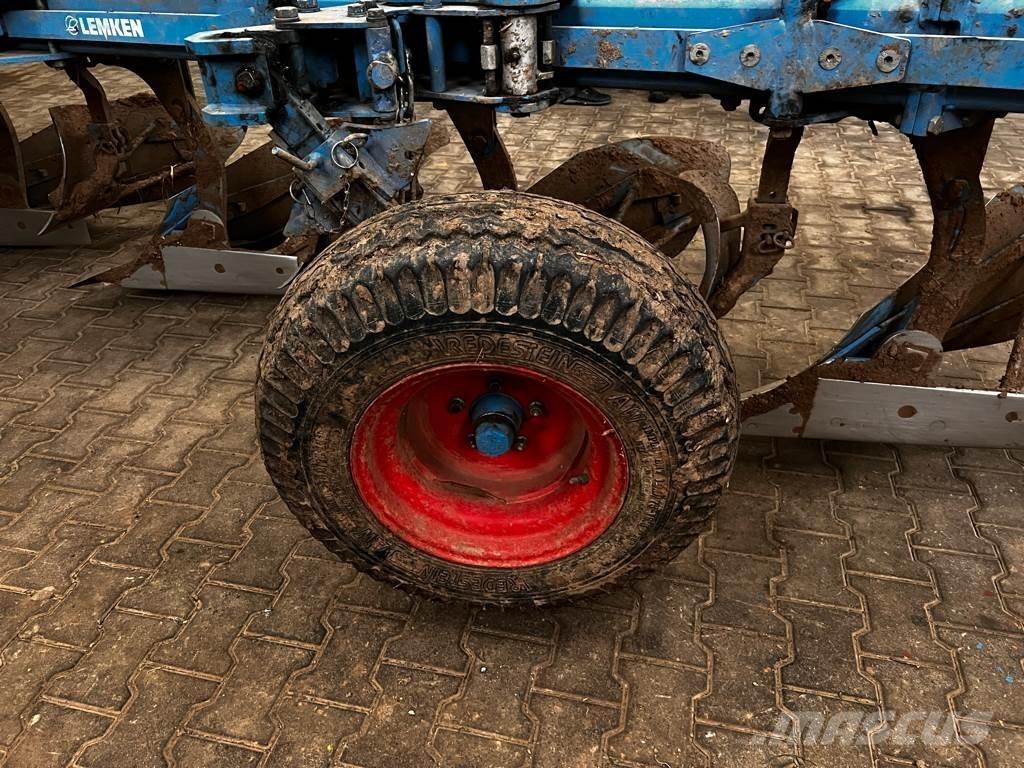Lemken Juwel 8 Konventionelle Pflüge