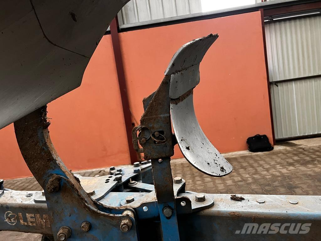 Lemken Juwel 8 Konventionelle Pflüge