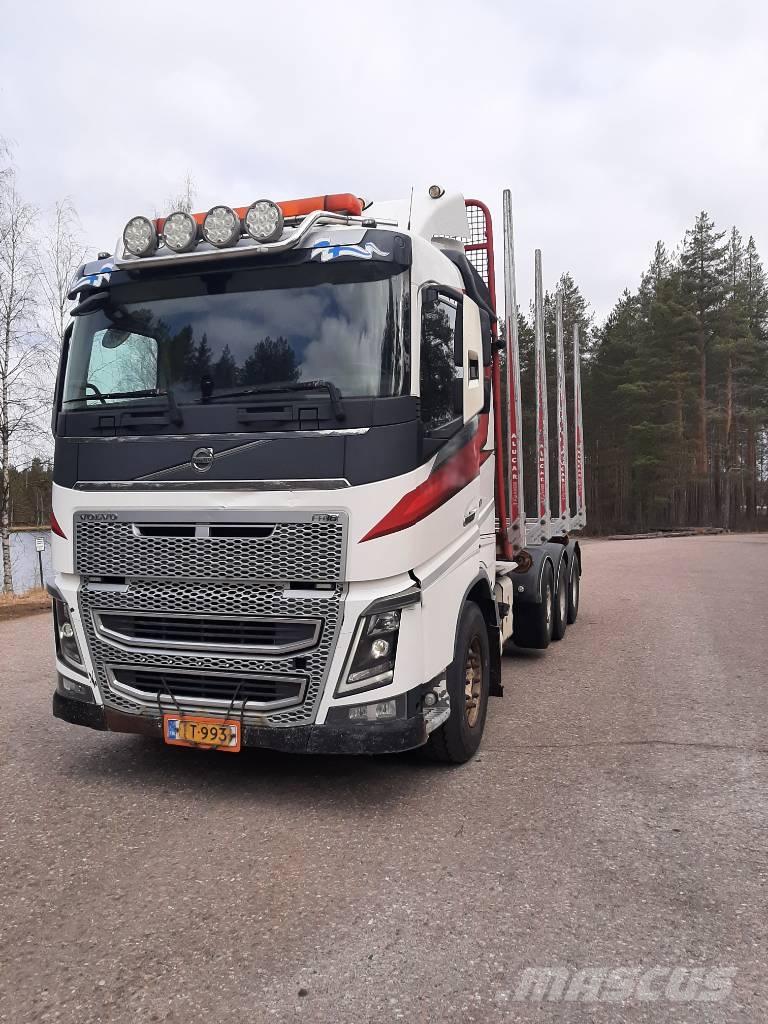 Volvo FH 16 Holzfahrzeuge