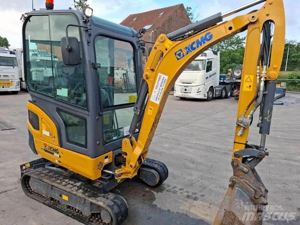 XCMG XE20E 0 Traktoren