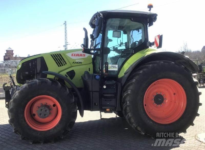 CLAAS AXION 850 Traktoren