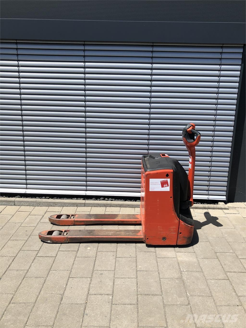Linde T16 Deichselstapler