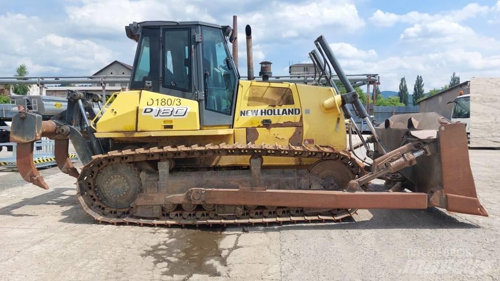 New Holland D 180 Bulldozer