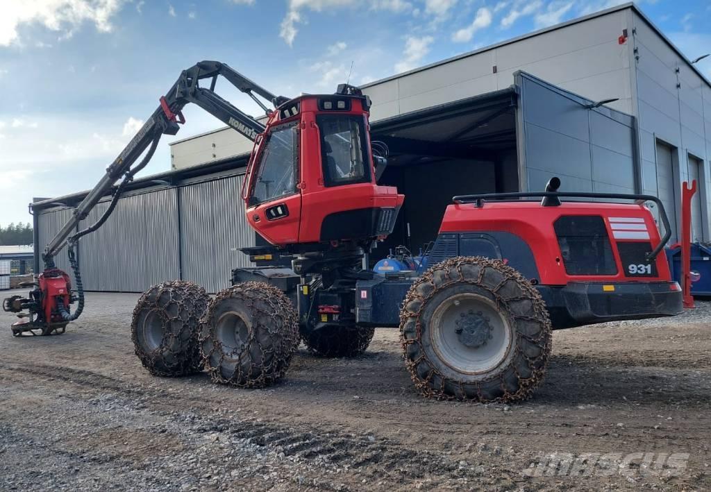 Komatsu 931 Harvester