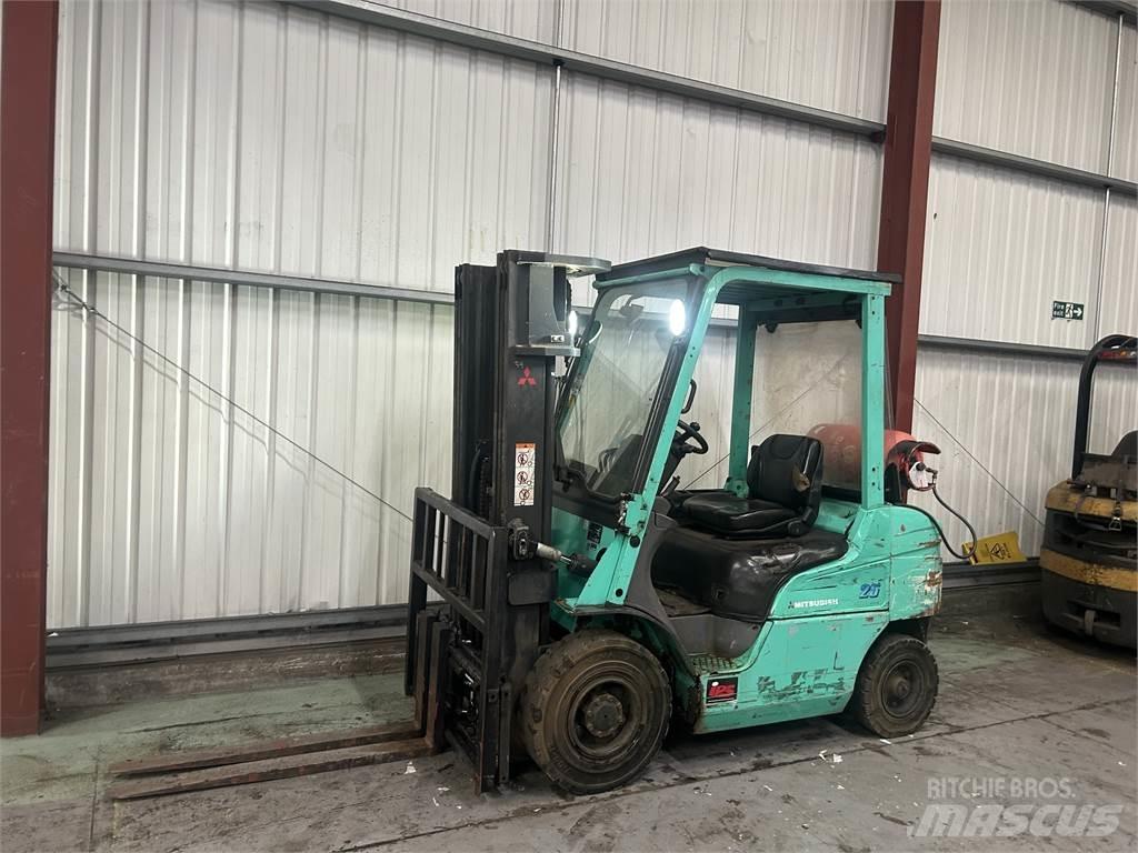 Mitsubishi FG25NT Gas Stapler