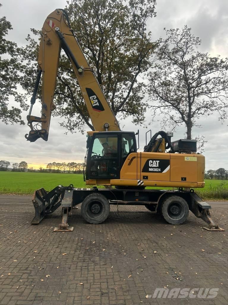 CAT MH 3024 Materialumschlag