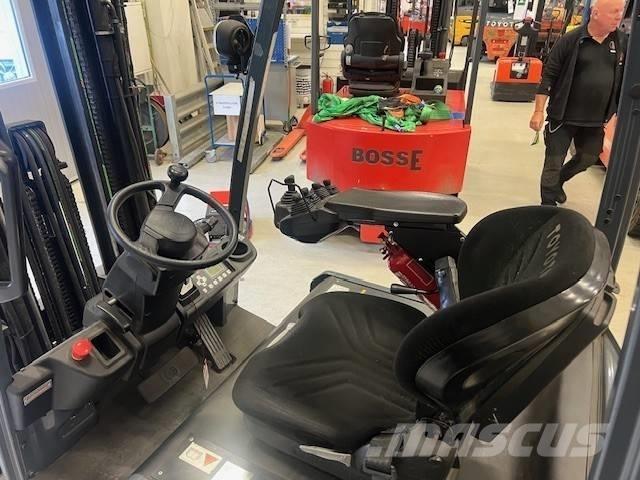 Toyota 8 FBEK 16 T Elektro Stapler