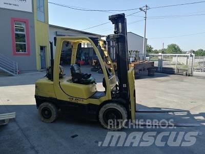 Hyster H 35 FT Gas Stapler