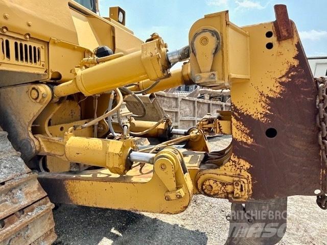 CAT D 8 R Bulldozer