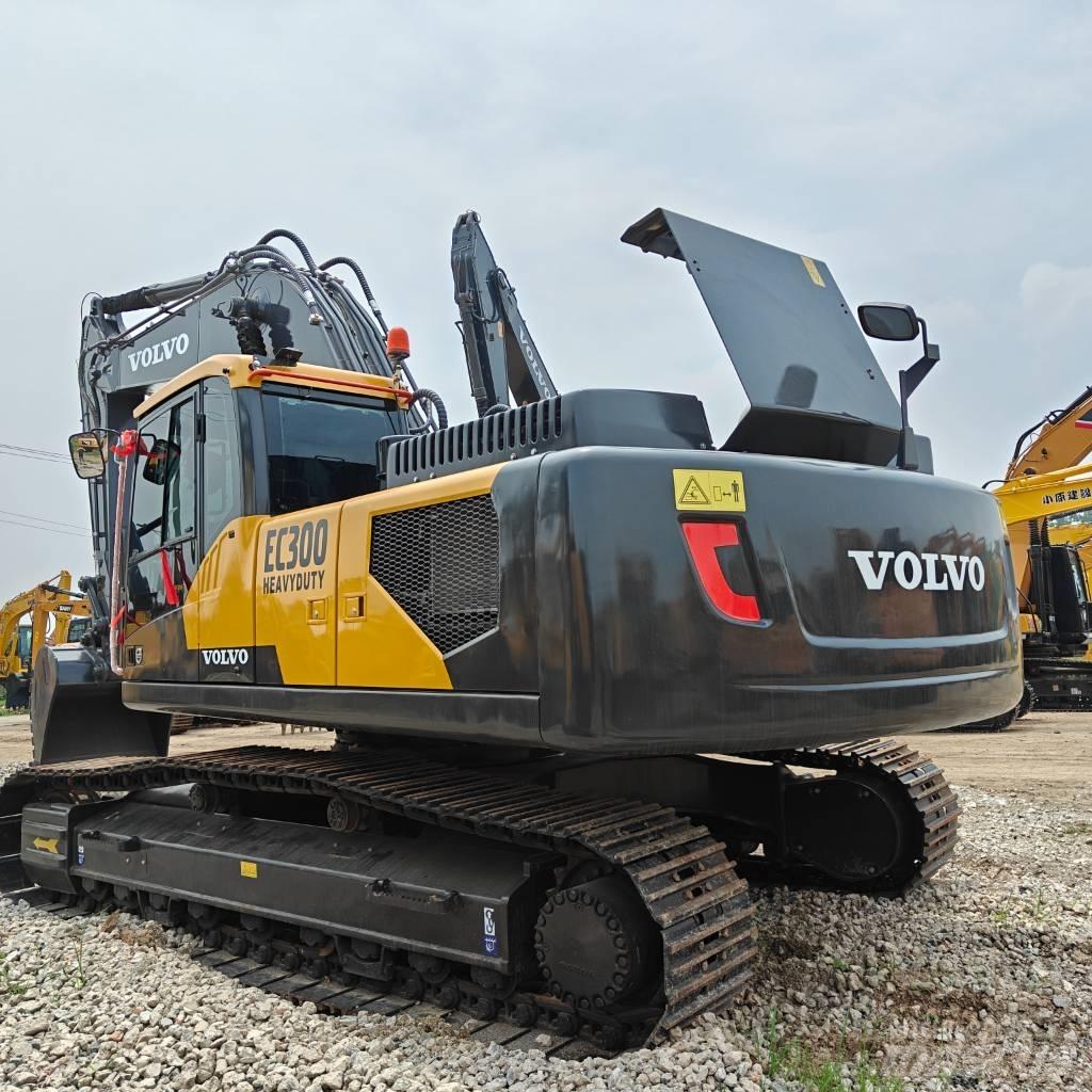 Volvo 300D Raupenbagger