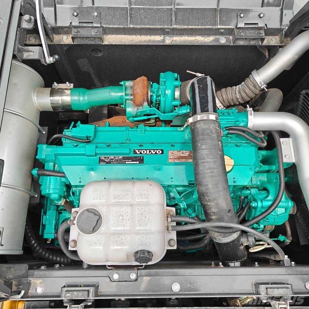 Volvo 300D Raupenbagger