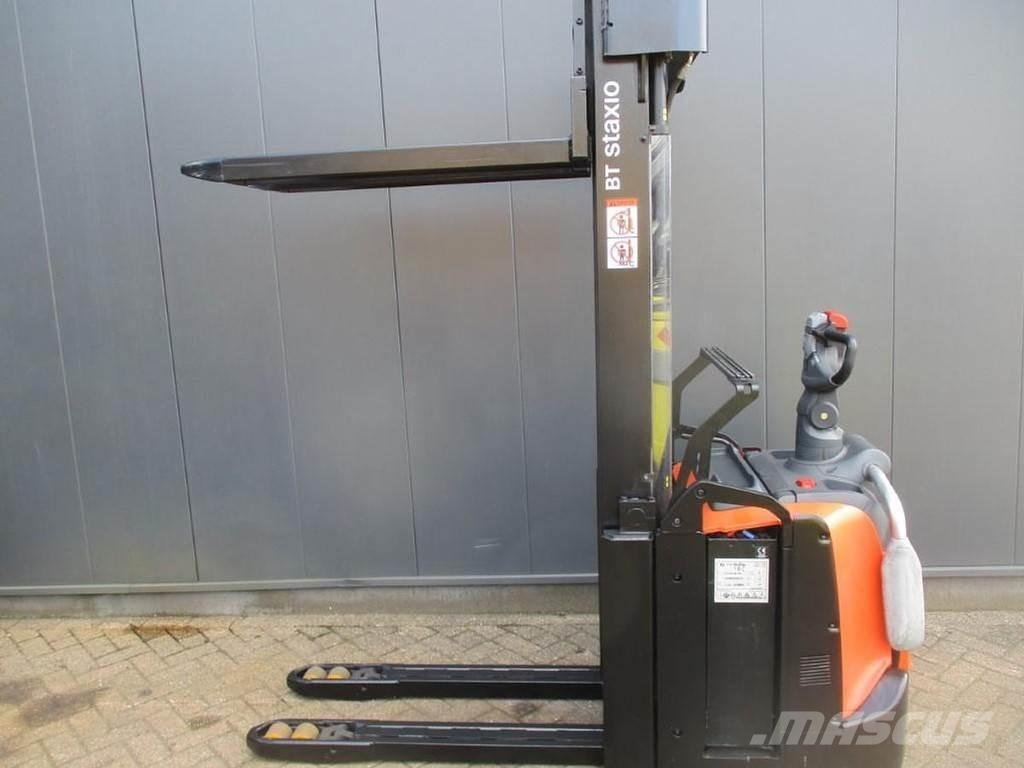 Toyota SPE 160L Deichselstapler