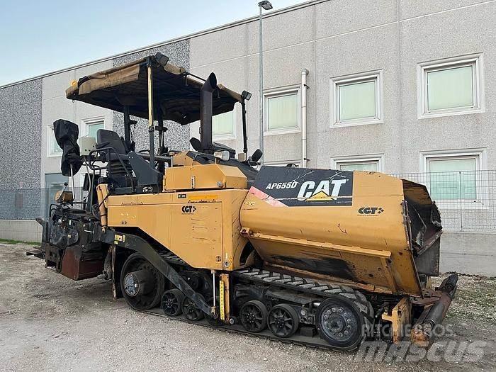 CAT AP 655 D Strassenfertiger