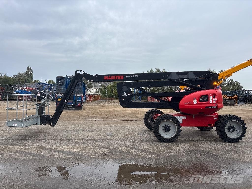 Manitou 200 ATJ Gelenkteleskoparbeitsbühnen