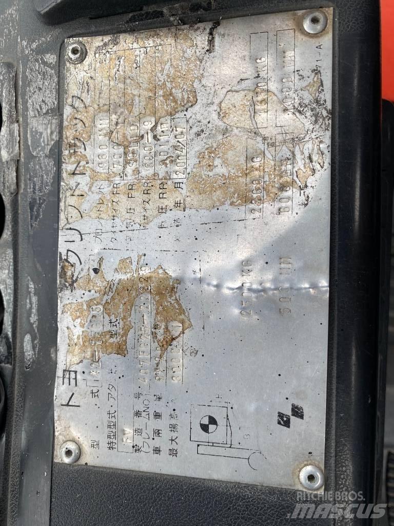 Toyota 42-7 FG 25 Gas Stapler