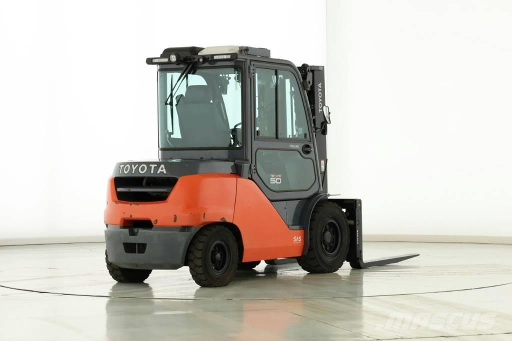 Toyota 40-8-FD-50-N Diesel Stapler