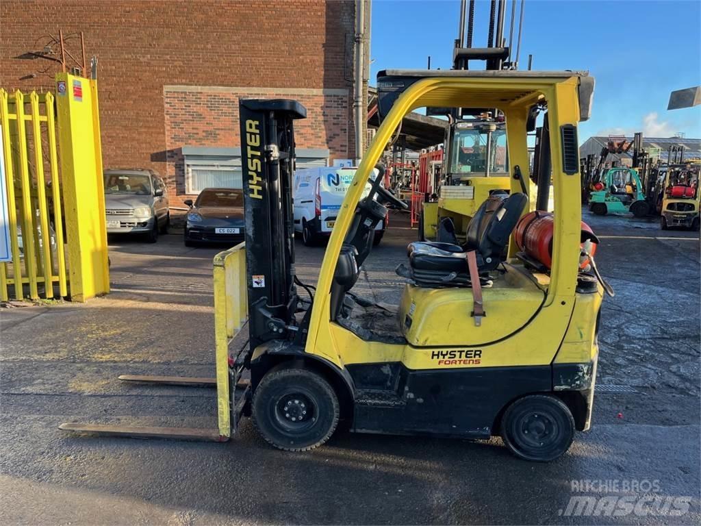 Hyster H1.8FT Gas Stapler
