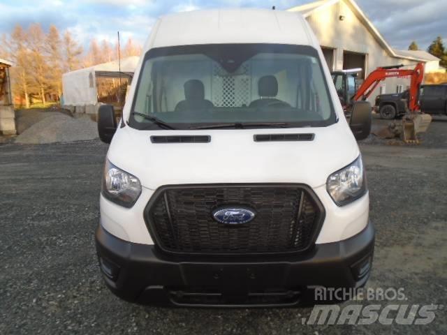 Ford Transit 250 Lieferwagen