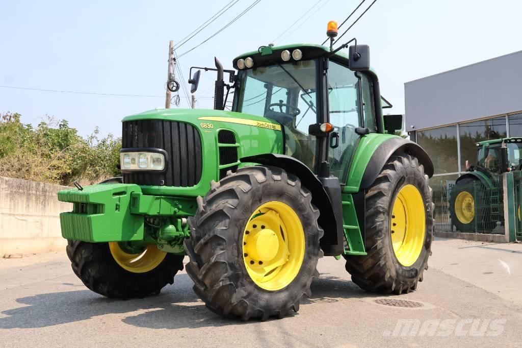 John Deere 6830 Traktoren